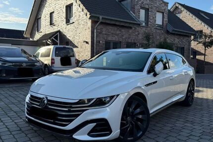 VW Arteon 92.500 km 22.999 &euro; Leverkusen 51375
