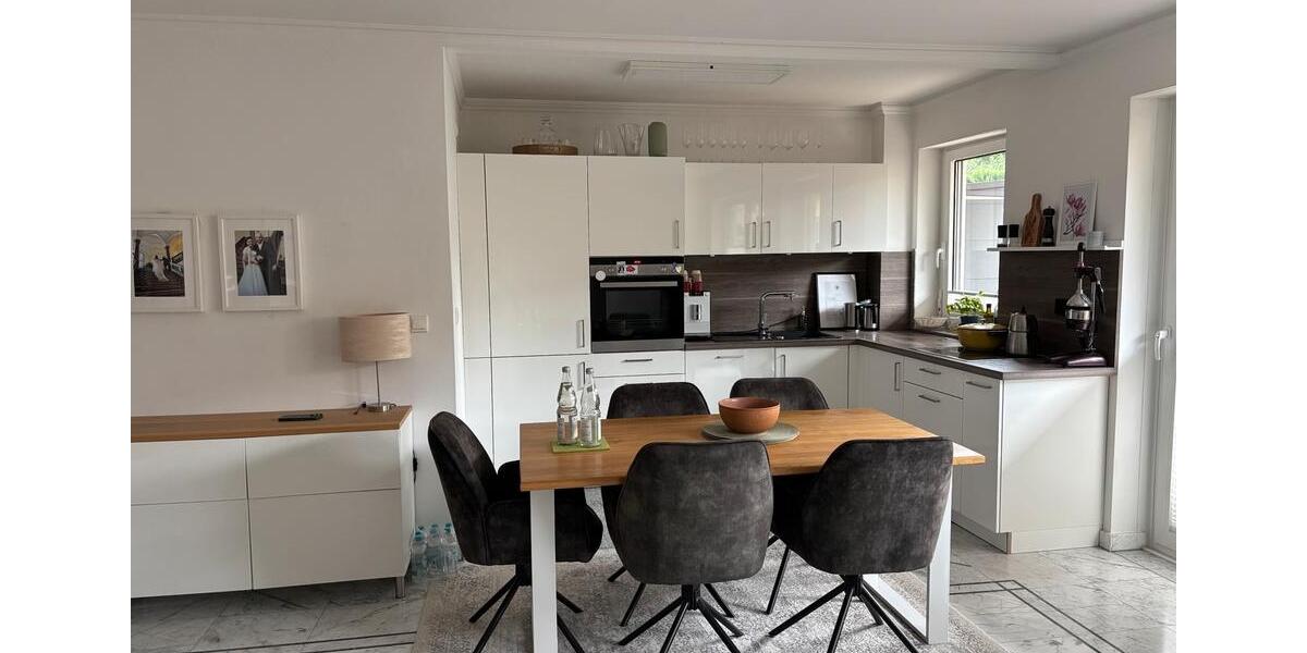 Erdgeschoßwohnung Solingen Ohligs - 2 Zimmer, 65 m&sup2;, 1.100&euro; | Angebot:25906213