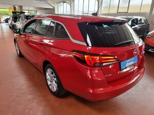 Opel Astra Elegance Navi Keyless Park&Go Klimaautom. Wi 25.902 km 20.390 € HAAN 42781