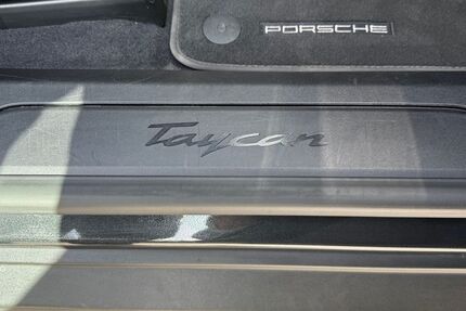 Porsche Taycan 96.200 km 54.900 &euro; Bergisch Gladbach 51429
