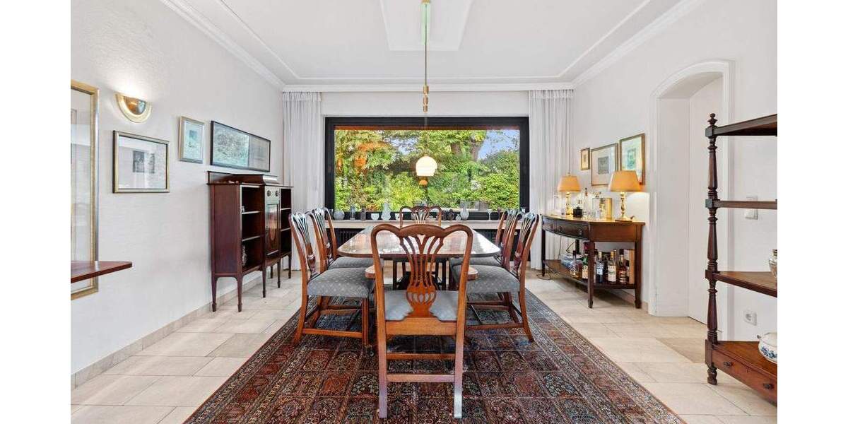 Einfamilienhaus Ratingen Hösel - 9 Zimmer, 303 m&sup2;, 1.450.000&euro; | Angebot:24462555