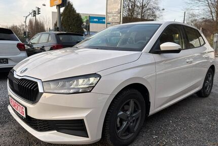 Skoda Fabia 5.119 km 15.980 &euro; Wuppertal 42289