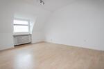 Charmante Dachgeschosswohnung in Zentraler Lage von Neuss 2 zimmer