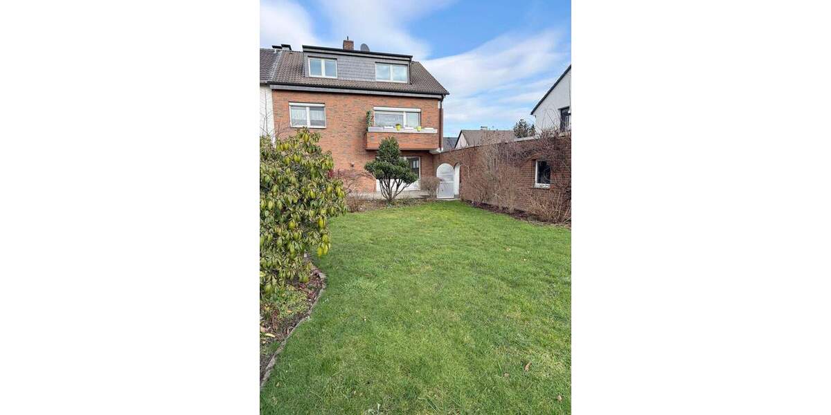 Mehrfamilienhaus, Wohnhaus Monheim am Rhein Baumberg - 9 Zimmer, 227 m&sup2;, 690.000&euro; | Angebot:25675243