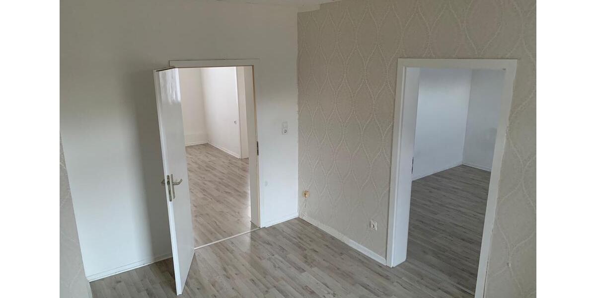 Etagenwohnung Wuppertal Arrenberg - 4 Zimmer, 75 m&sup2;, 590&euro; | Angebot:24878465