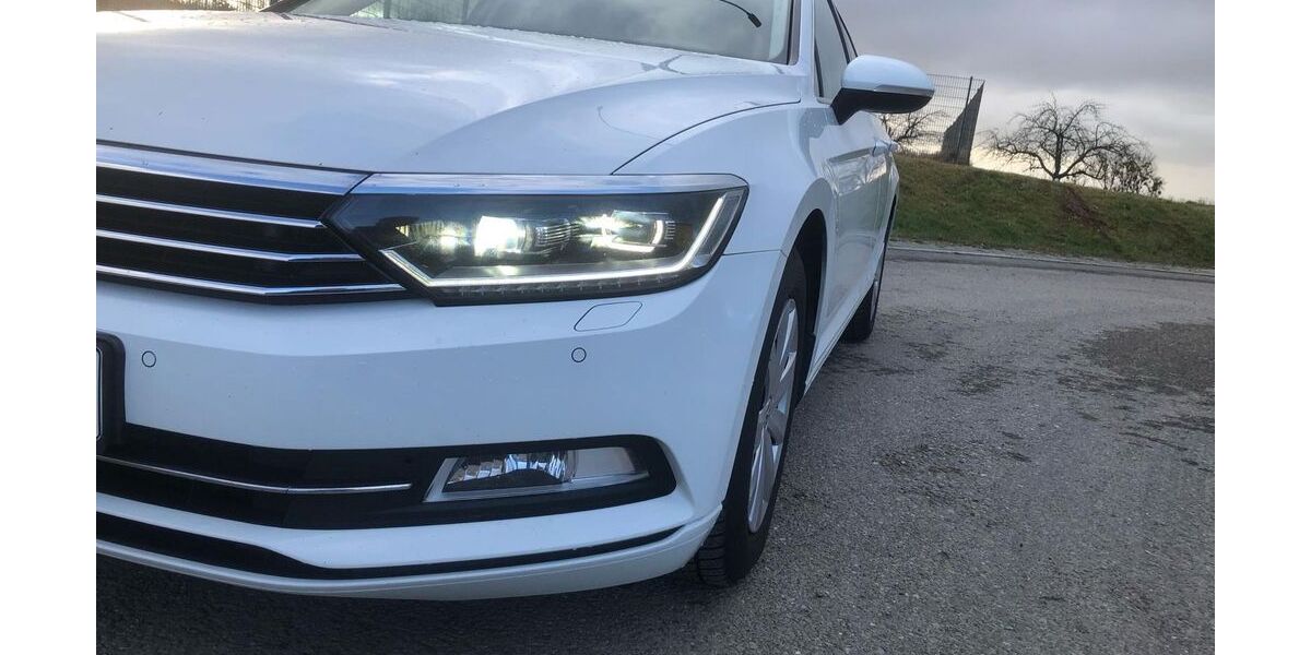 VW Passat 292.000 km 10.000 &euro; Düsseldorf 40627
