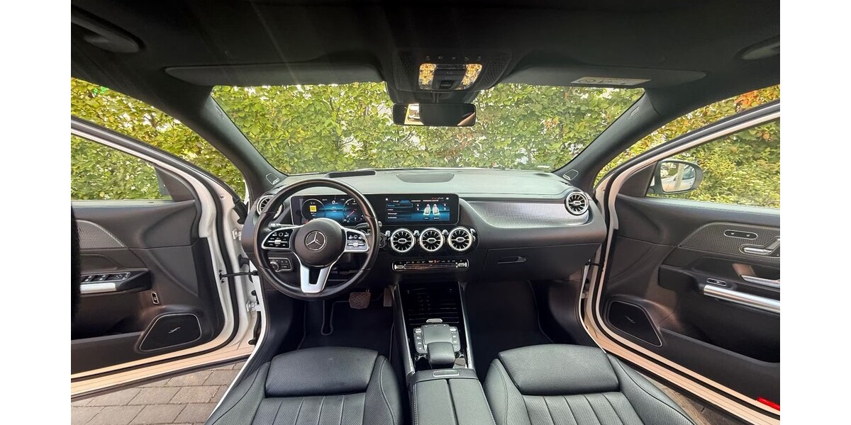 Mercedes-Benz GLA-Klasse 77.300 km 32.900 € Köln 50667