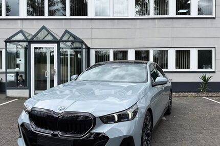 BMW 530 4.275 km 75.850 € Köln 50739
