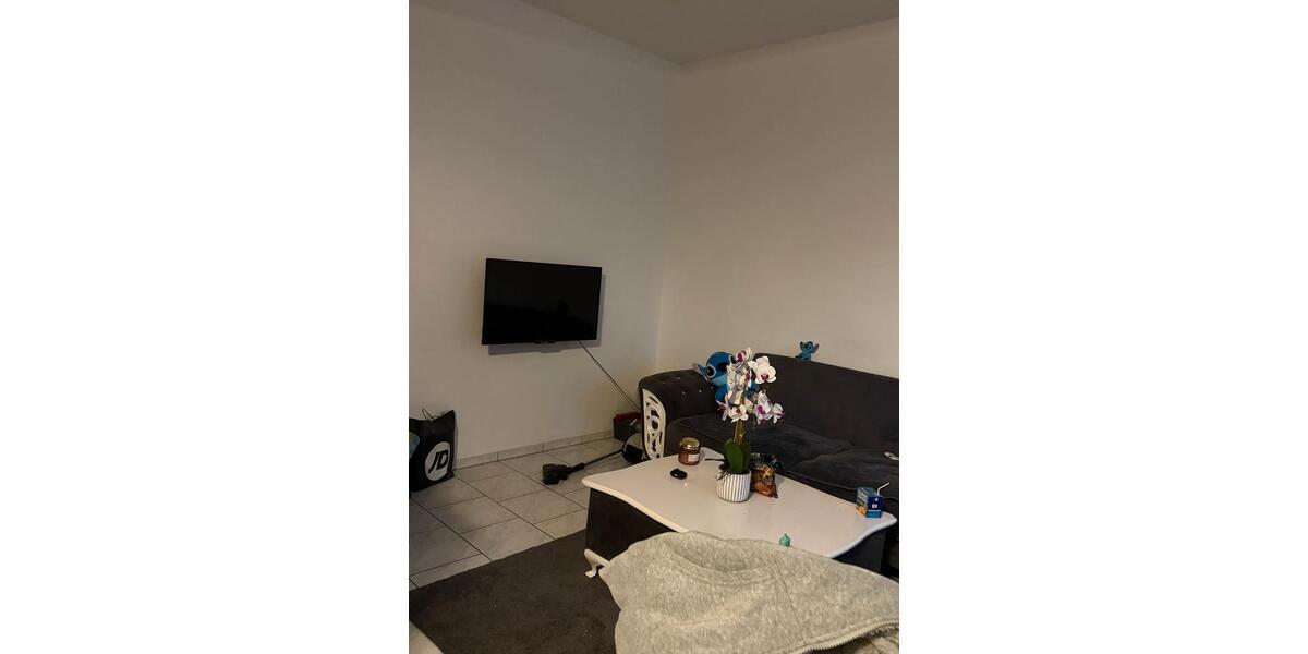 Etagenwohnung Düsseldorf Oberbilk - 2 Zimmer, 62 m&sup2;, 975&euro; | Angebot:24257724