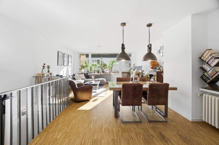 Etagenwohnung Düsseldorf Hassels Hassels - 2 Zimmer, 83 m&sup2;, 325.000&euro; | Angebot:24974732