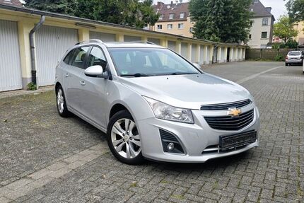 Chevrolet Cruze 198.144 km 5.450 € Düsseldorf 40231