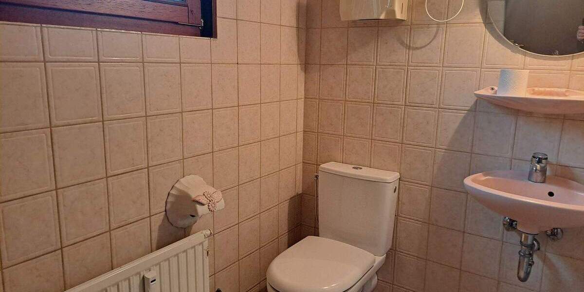 Etagenwohnung Kürten - 5 Zimmer, 170 m&sup2;, 1.360&euro; | Angebot:24780635