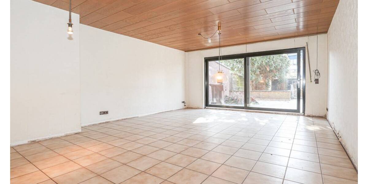 Mehrfamilienhaus, Wohnhaus Neuss / Holzheim Holzheim - 8 Zimmer, 254 m&sup2;, 590.000&euro; | Angebot:26435711