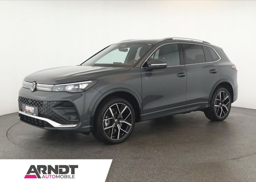 VW Tiguan 22.300 km 49.884 € Düsseldorf 40233