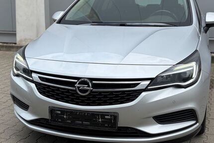 Opel Astra 174.000 km 5.990 &euro; Düsseldorf - Bezirk 8 40231