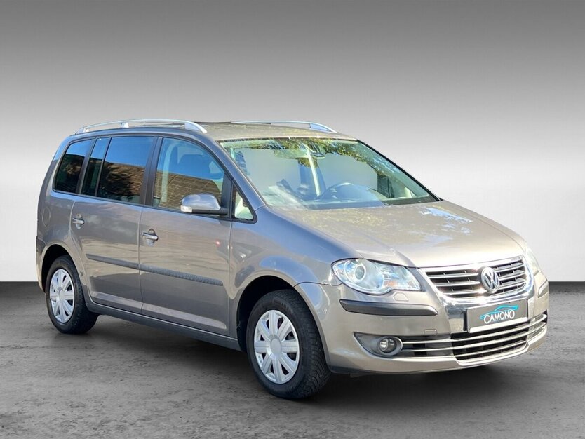 VW Touran Highline Navi Klima Standhzg. PDC Tempo 415.951 km 2.550 € Wuppertal 42327