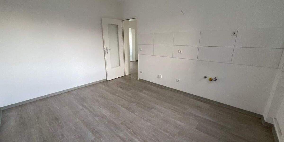 Etagenwohnung Remscheid Süd - 2 Zimmer, 64 m&sup2;, 549&euro; | Angebot:24784155