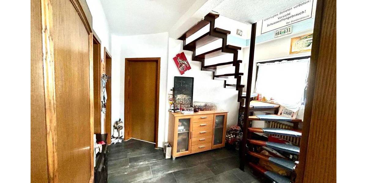 Mehrfamilienhaus, Wohnhaus Neuss Rosellen - 7 Zimmer, 155 m&sup2;, 495.000&euro; | Angebot:26657255