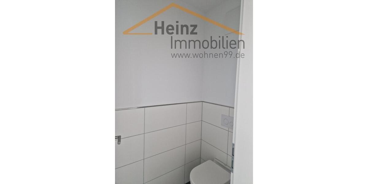 Dachgeschoßwohnung Bergisch Gladbach - 3 Zimmer, 98 m&sup2;, 1.310&euro; | Angebot:25942583