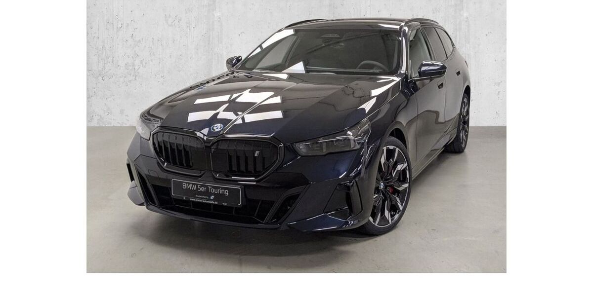 BMW i5 9.900 km 77.590 &euro; Düsseldorf 40595