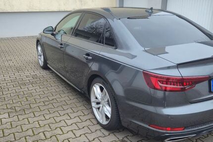 Audi A4 157.500 km 19.250 &euro; Köln 50767
