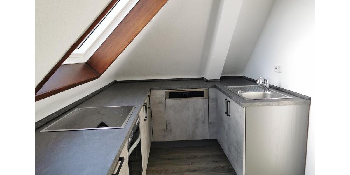 Dachgeschoßwohnung Remscheid Lüttringhausen - 2 Zimmer, 57 m&sup2;, 550&euro; | Angebot:25922819