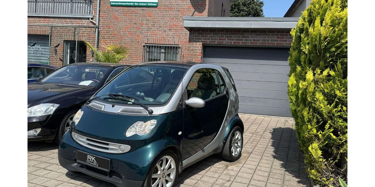 Smart ForTwo 62.399 km 3.500 &euro; Solingen 42651