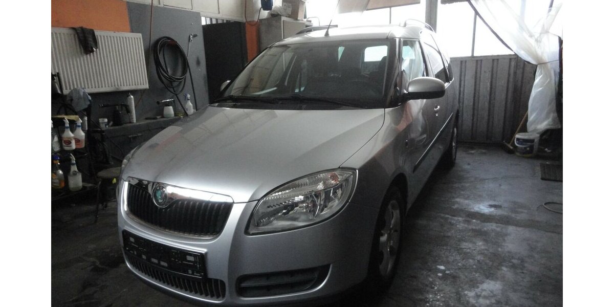 Skoda Roomster 1,6 Style Plus Edit. Autom Klimatr.1.Hd 113.000 km 7.490 € Neuss 41462