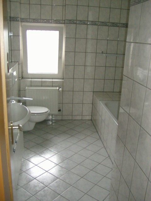 Provisionsfrei* Mehrfamilienhaus in Neuss Nord (Stadtgrenze zu Düsseldorf) 12 zimmer