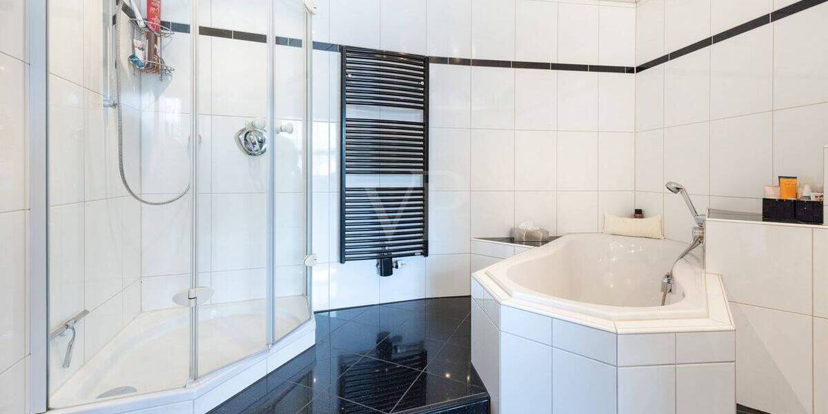 Doppelhaushälfte Velbert Mitte - 5 Zimmer, 196 m&sup2;, 598.000&euro; | Angebot:22432585