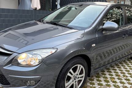 Hyundai i30 229.000 km 2.600 € Duisburg 47137