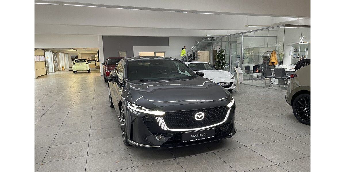 Mazda 6e 5.000 km 36.990 &euro; Solingen 42655