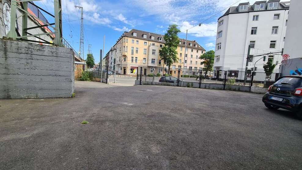 Grundstück zu verkaufen in Düsseldorf 749.000 € 307 m²