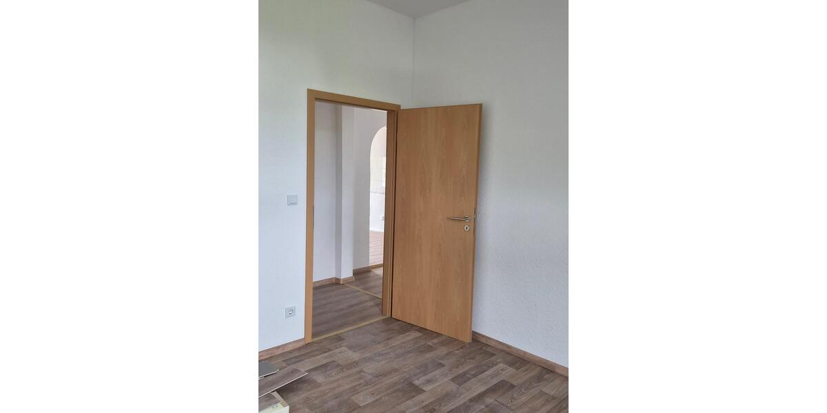Etagenwohnung Remscheid Remscheid-Süd - 3 Zimmer, 83 m&sup2;, 550&euro; | Angebot:26642917