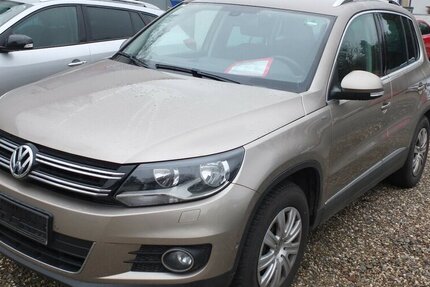 VW Tiguan CUP SPORTSTYLE BMT NAVI PARKPILOT TEMPOMAT 87.859 km 12.704 &euro; Köln 50858