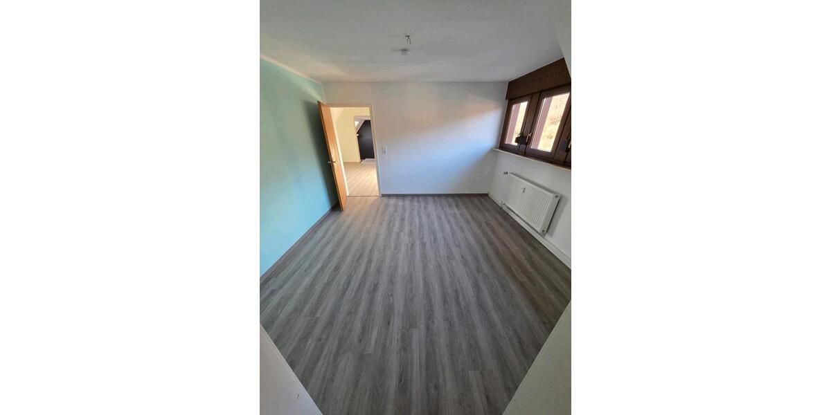 Dachgeschoßwohnung Sprockhövel - 3 Zimmer, 62 m&sup2;, 650&euro; | Angebot:24741387