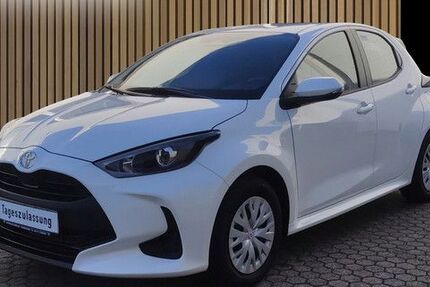 Toyota Yaris 6.000 km 22.990 &euro; Leverkusen 51381