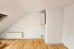 Dachgeschoßwohnung Solingen Aufderhöhe - 4 Zimmer, 85 m&sup2;, 930&euro; | Angebot:27603836