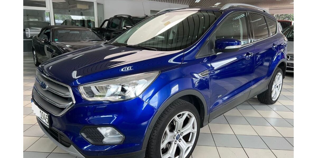 Ford Kuga 23.011 km 15.990 &euro; Neuss 41469
