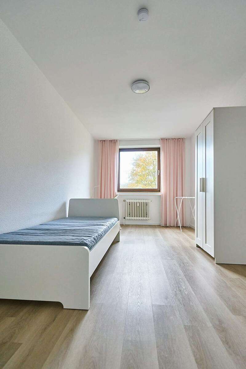 WG-Zimmer in Düsseldorf 629 € 11 m² zimmer