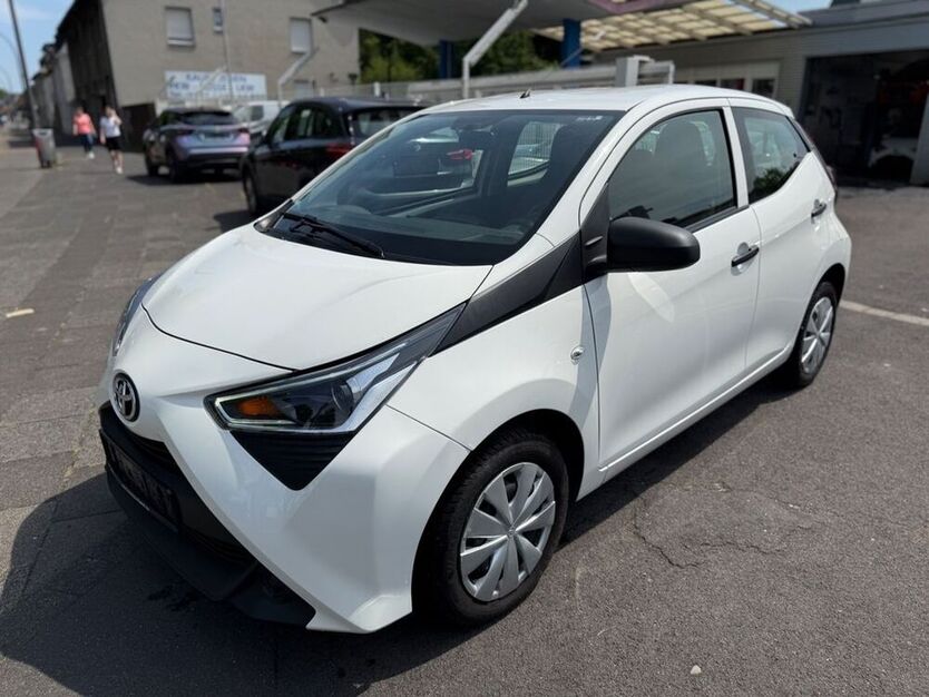 Aygo (X)