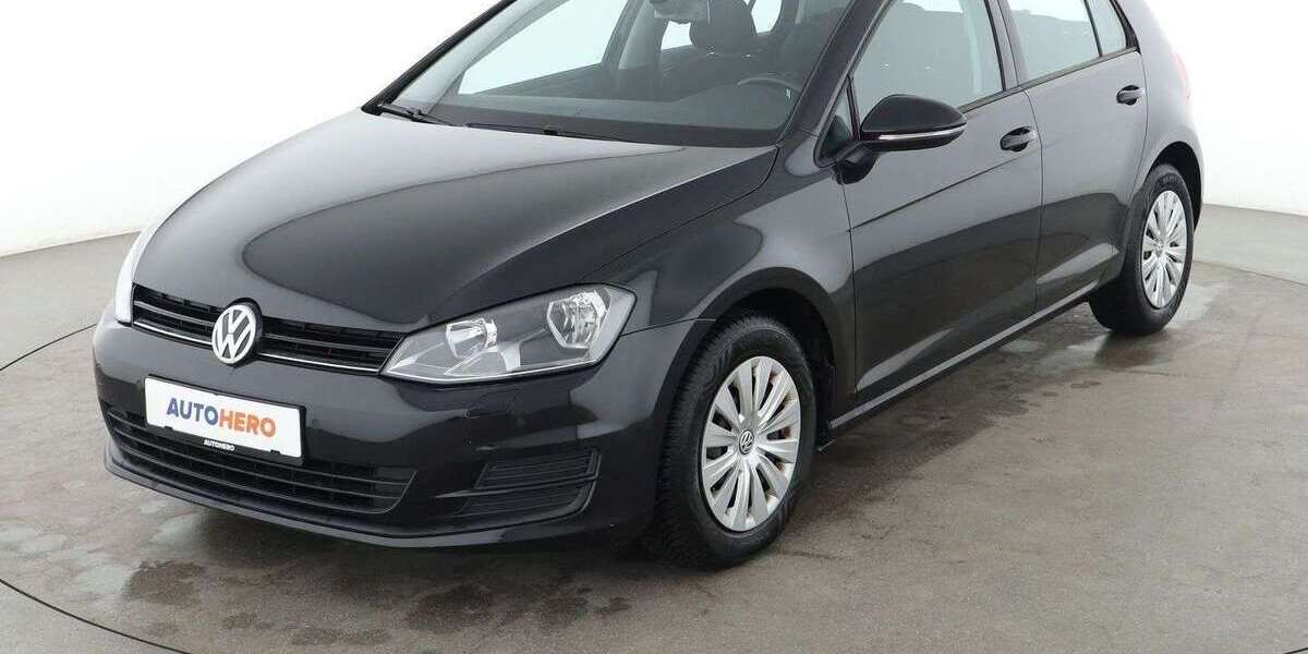 VW Golf 89.433 km 9.700 &euro; Köln 50739