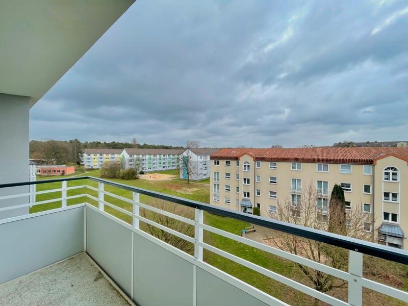 Geräumige 2,5-Zi.-Wohnung mit Balkon! zimmer