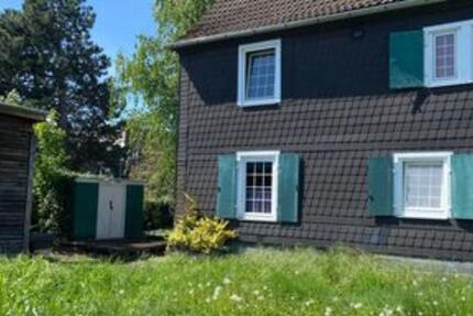 **HOME SWEET HOME ! Fachwerkhaus mit kleinem Garten, Merscheid**
