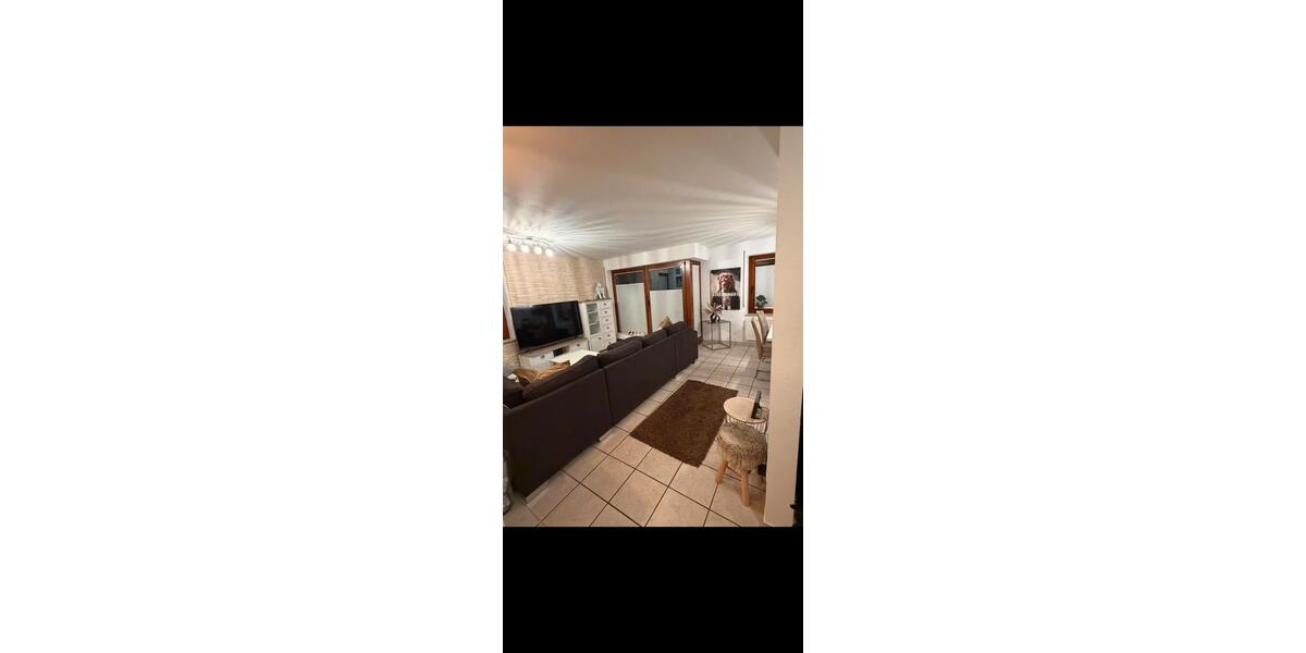 Hochparterre Solingen Aufderhöhe - 2 Zimmer, 72 m&sup2;, 850&euro; | Angebot:26656165