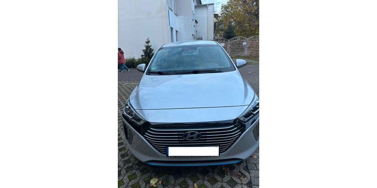 Hyundai IONIQ 58.500 km 16.200 &euro; Solingen 42697