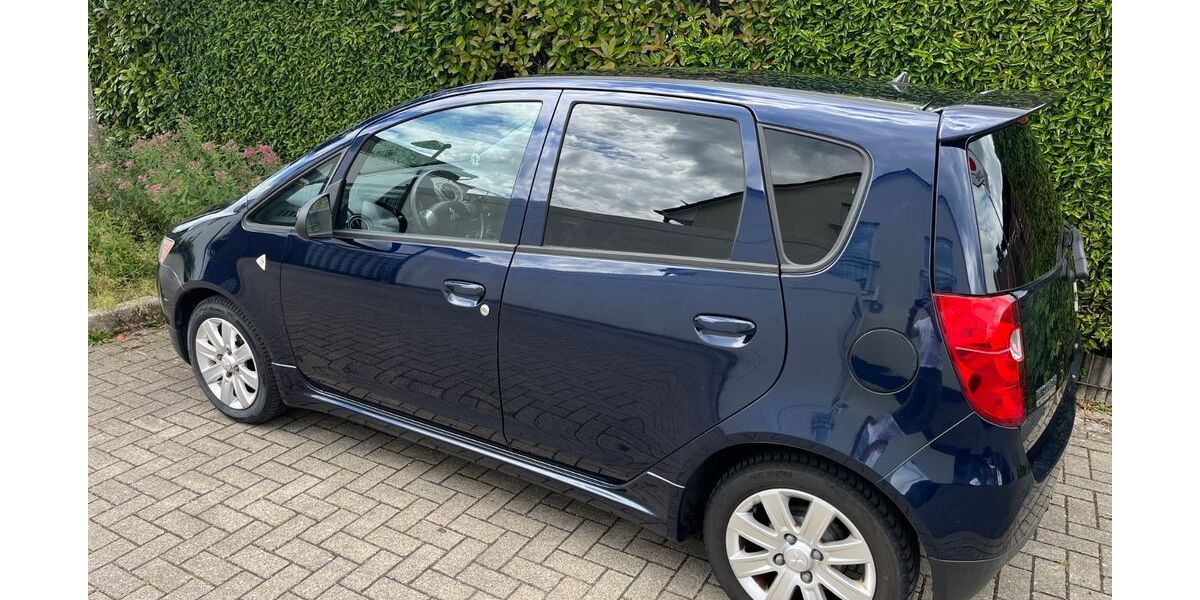 Mitsubishi Colt 206.000 km 2.200 &euro; Langenfeld 40764