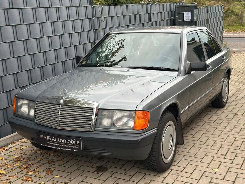 Mercedes-Benz 190 238.240 km 6.970 € Köln 51109