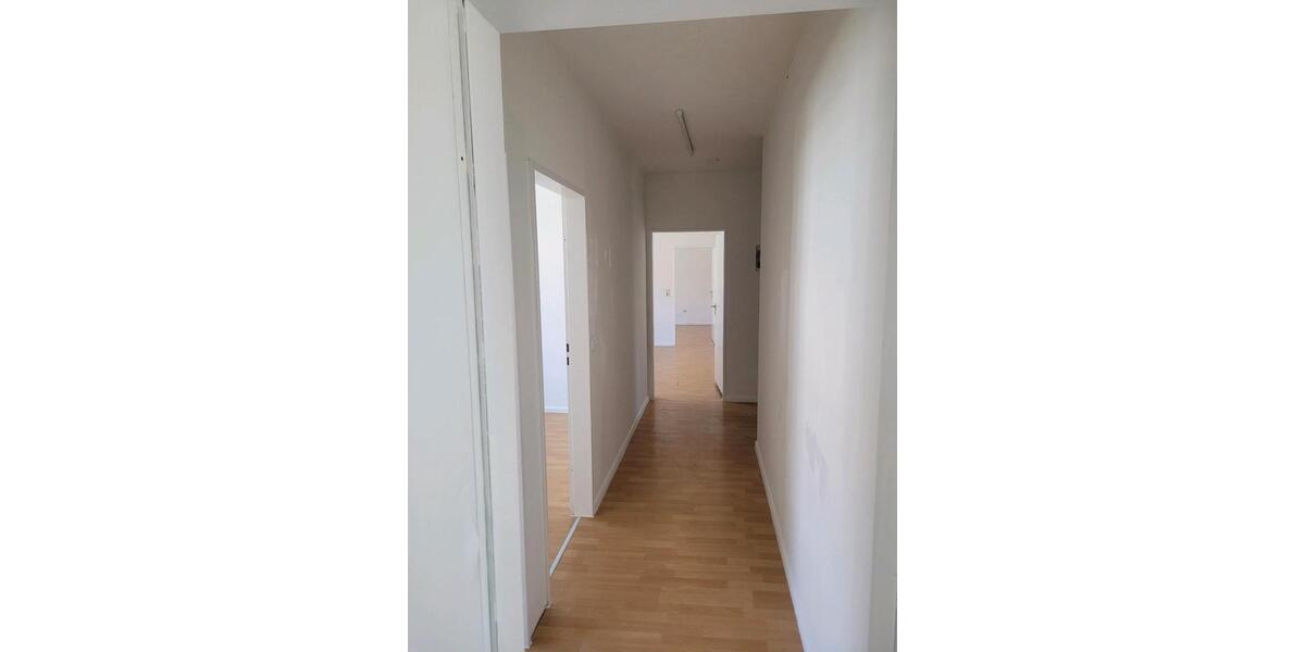 Etagenwohnung Wuppertal Gemarkung Langerfeld - 4 Zimmer, 95 m&sup2;, 800&euro; | Angebot:26399089