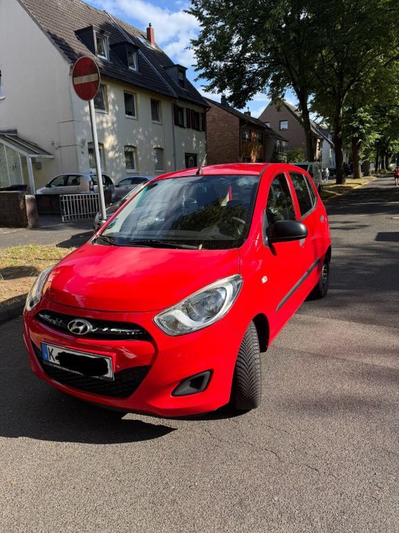 i10